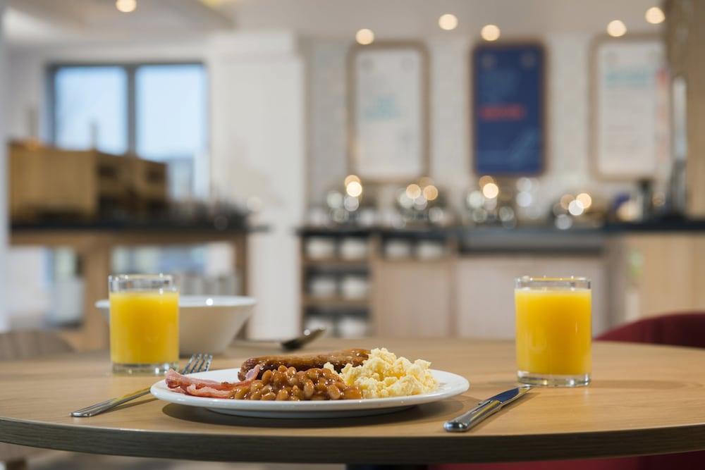 Holiday Inn Express Portsmouth - North By Ihg Eksteriør bilde
