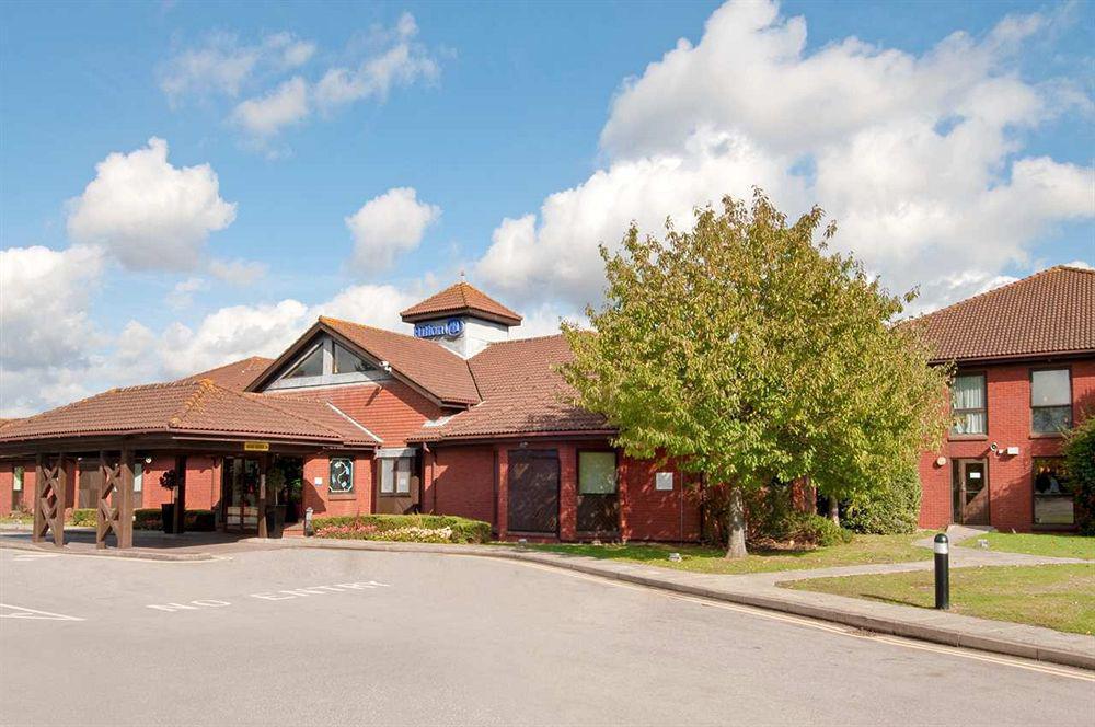 Holiday Inn Express Portsmouth - North By Ihg Eksteriør bilde