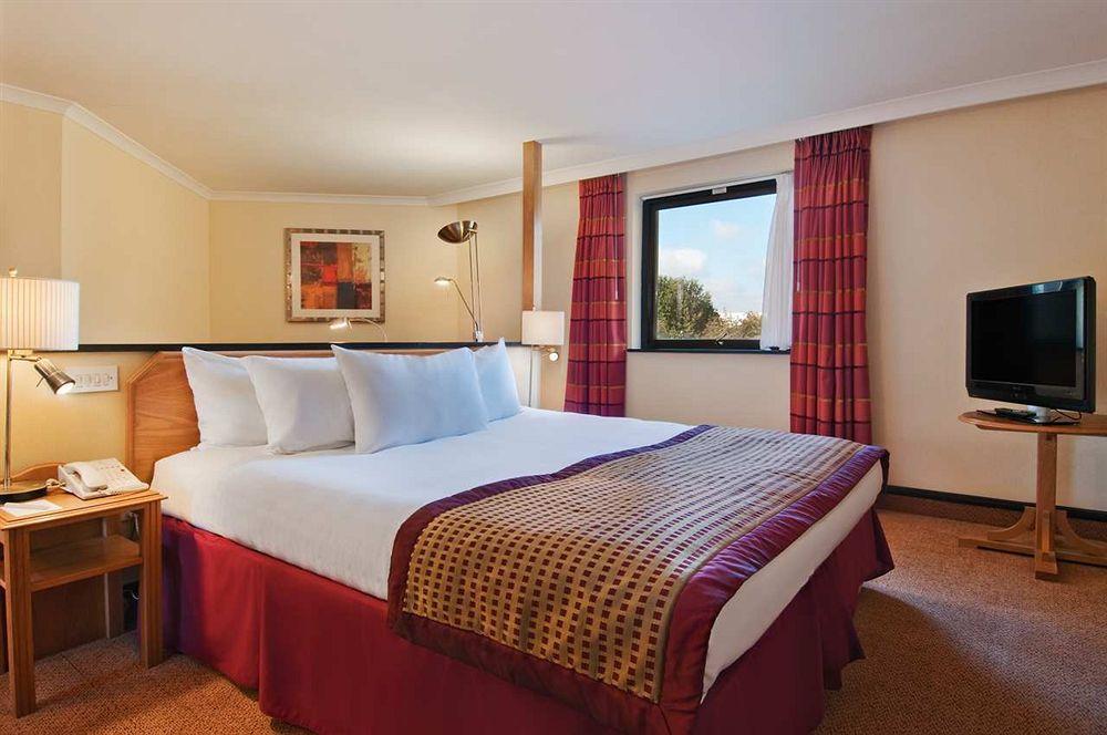 Holiday Inn Express Portsmouth - North By Ihg Rom bilde