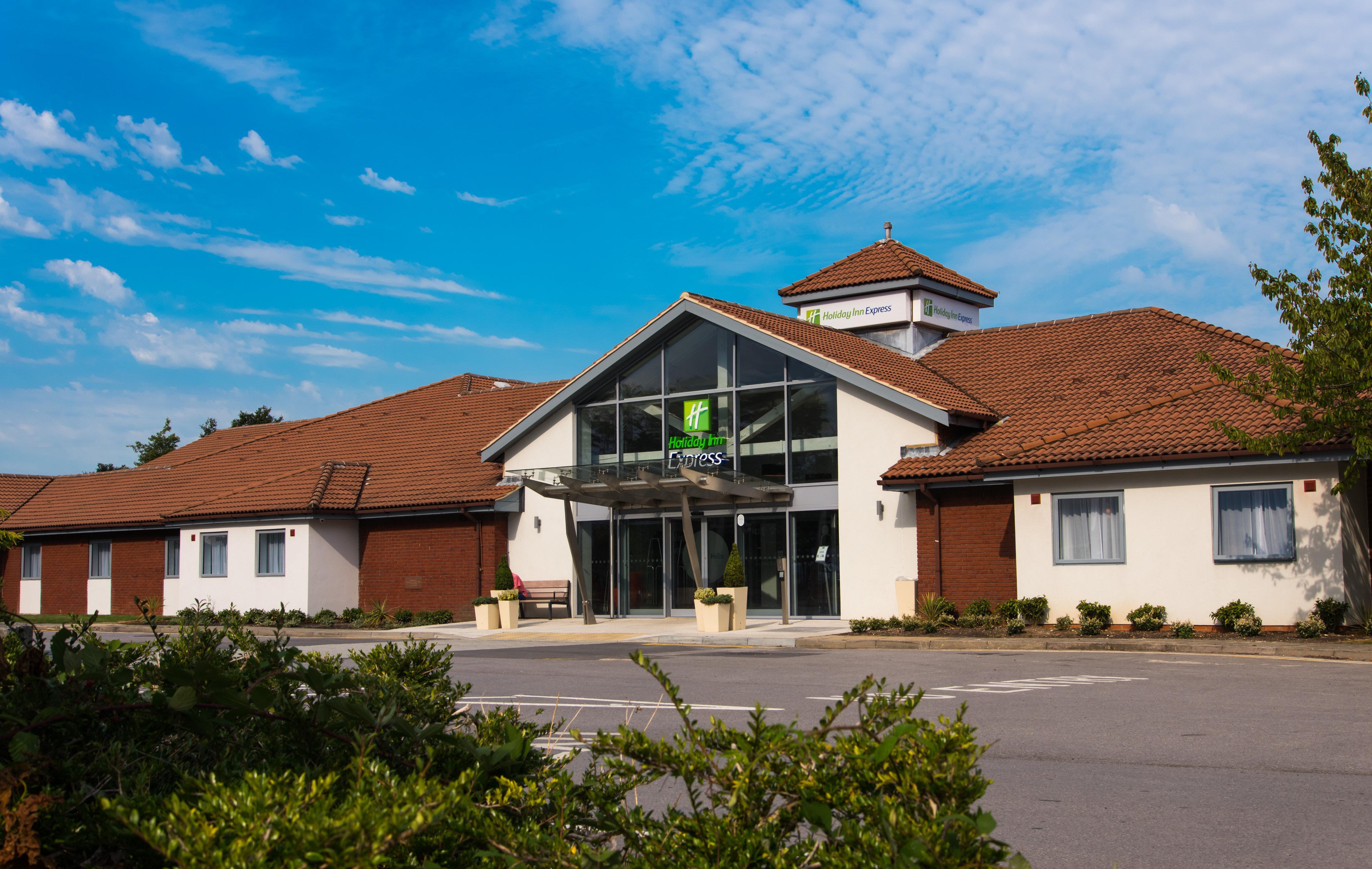 Holiday Inn Express Portsmouth - North By Ihg Eksteriør bilde